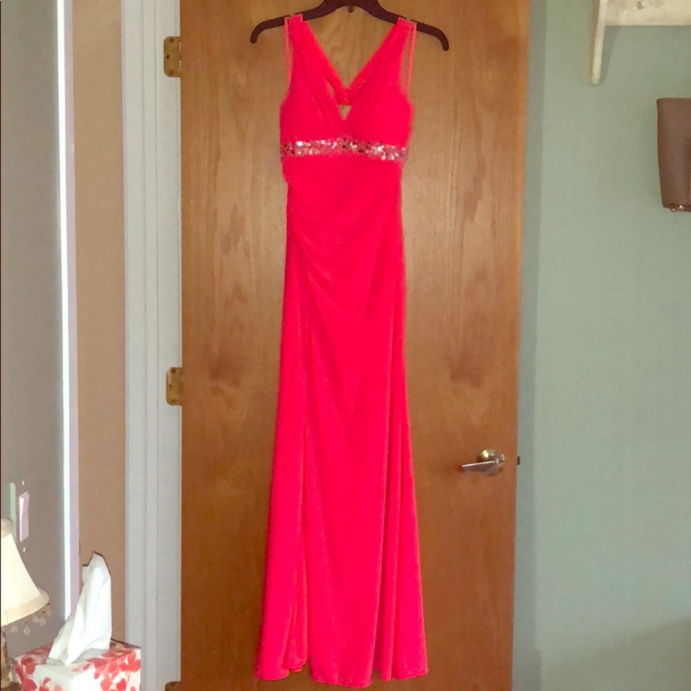 Hailey Logan by Adrianna Papell Prom Dress